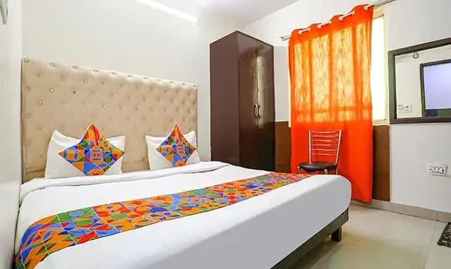 Hotel The Lazeez - photo 21