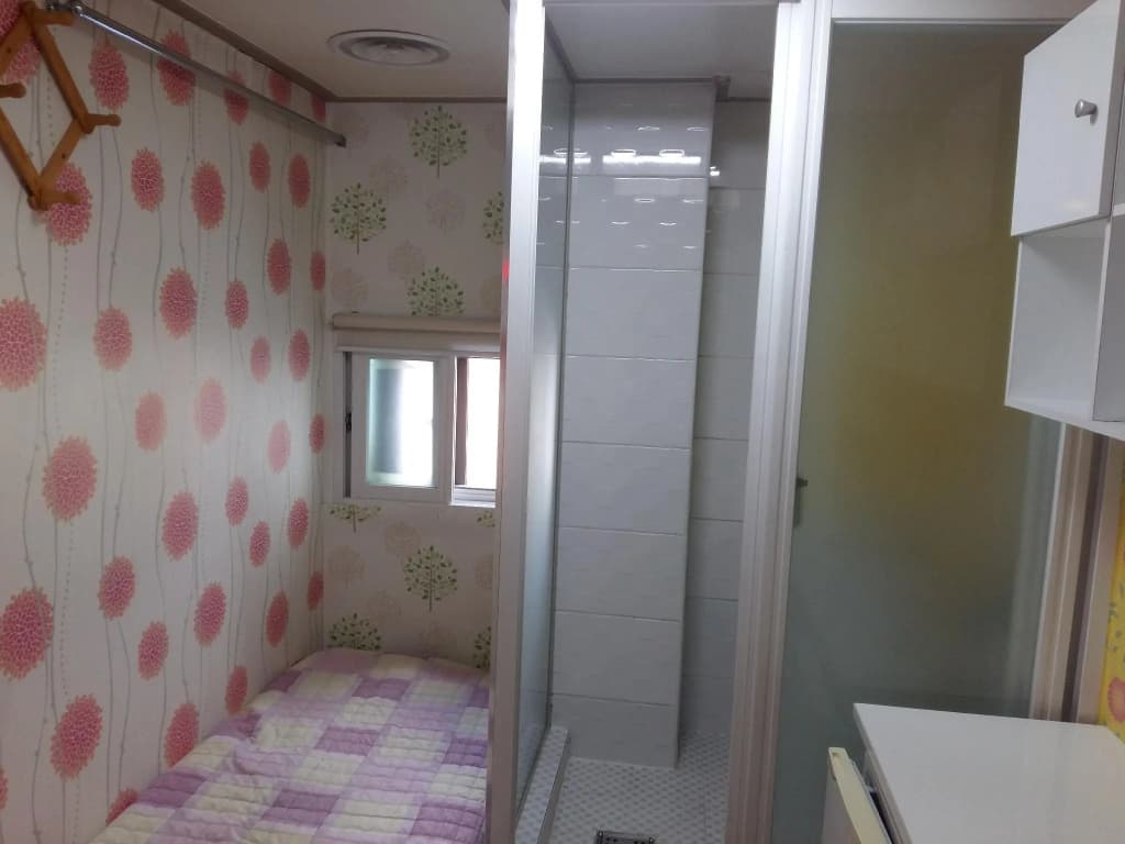 Merdiang Livingtel Single Room - photo 8