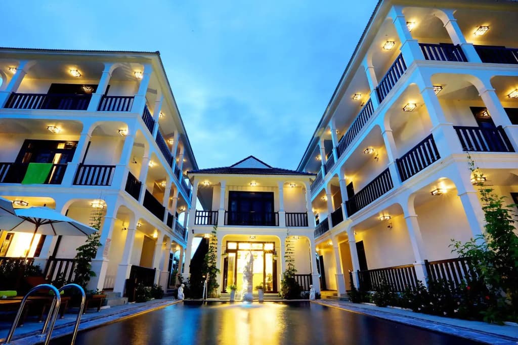 Osaka Villa - photo 1