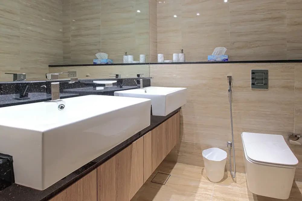1BR Apt Residence Along Business Bay Canal - photo 9