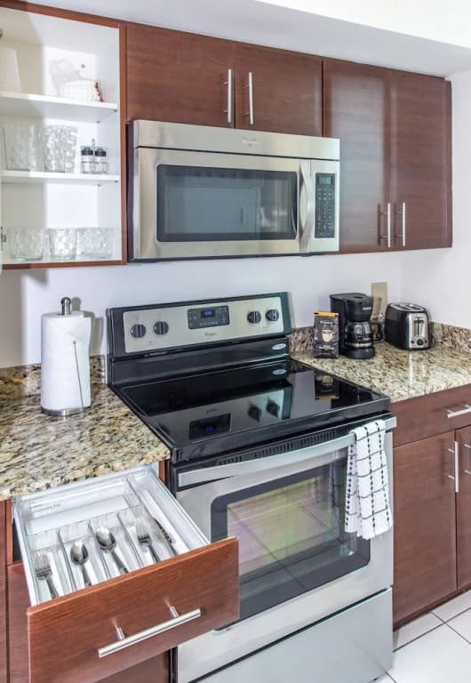 Brickell Luxe Rentals - photo 20