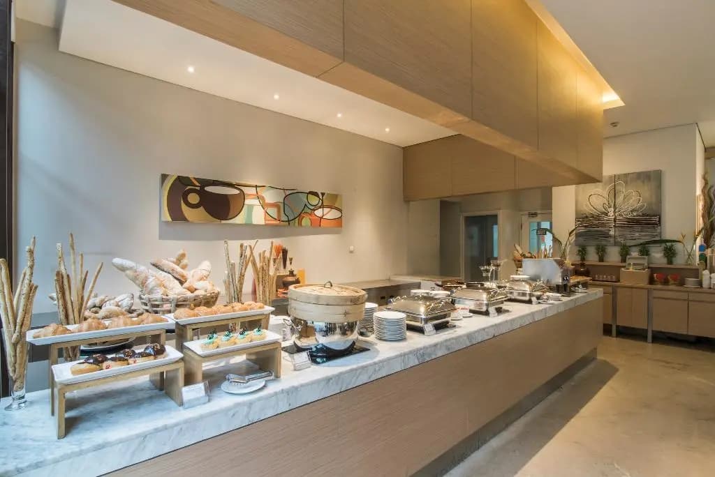 Citadines Connect Airport Jakarta - photo 11