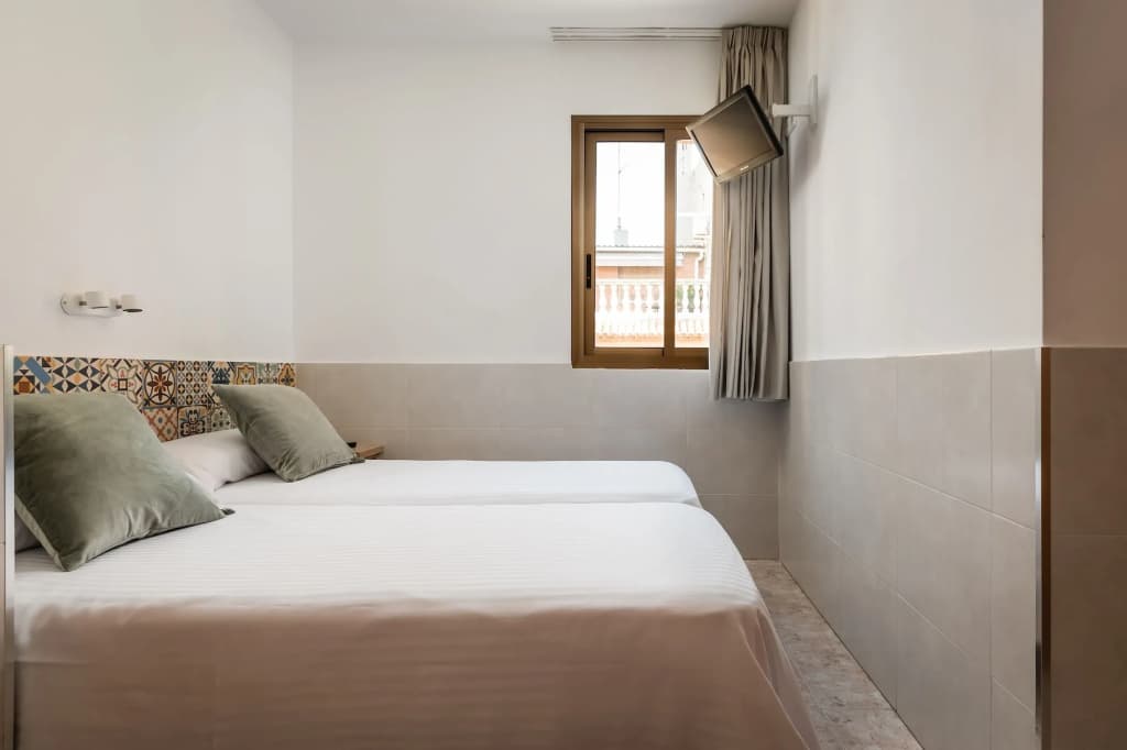 Hostal Baler - photo 4