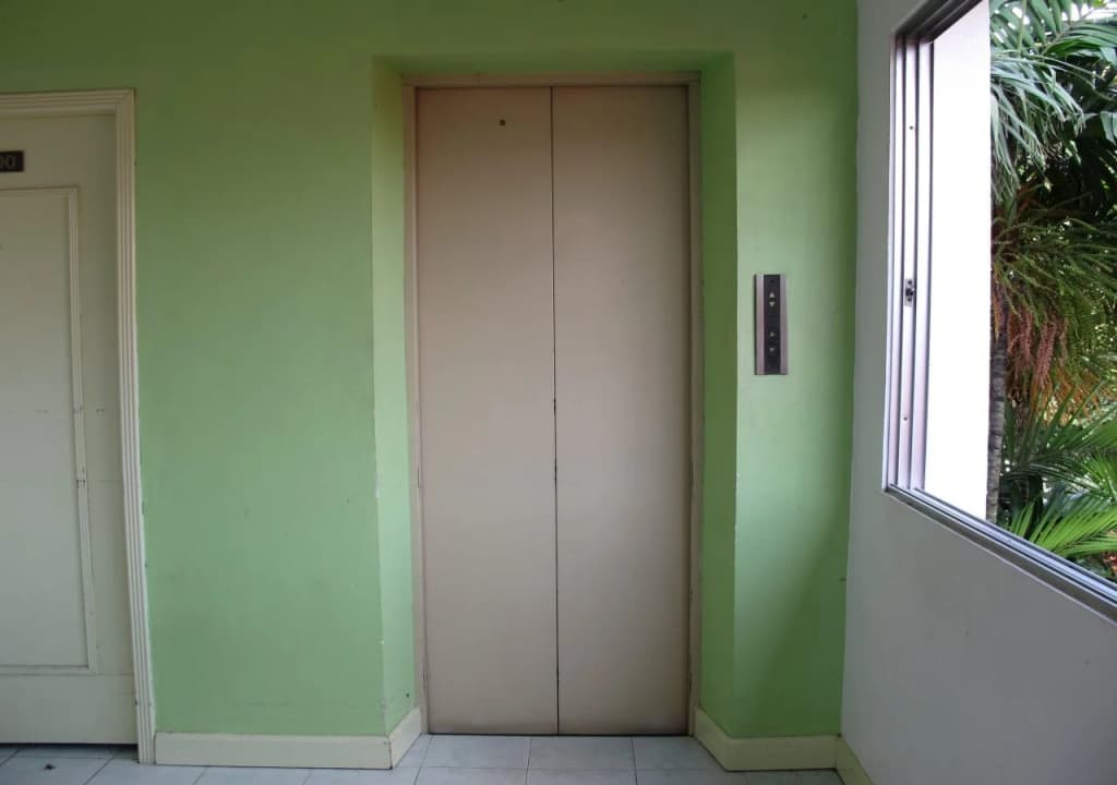 U-Sa Family Hotel - photo 13