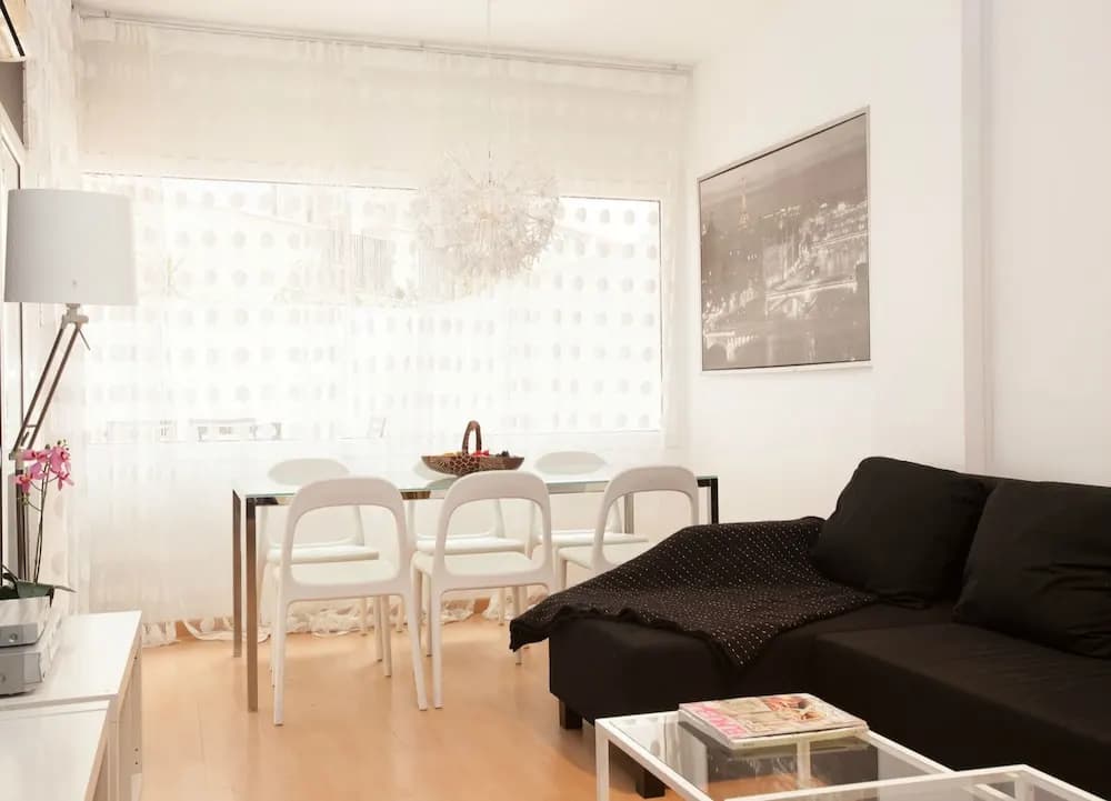 Spanish Siesta - photo 3