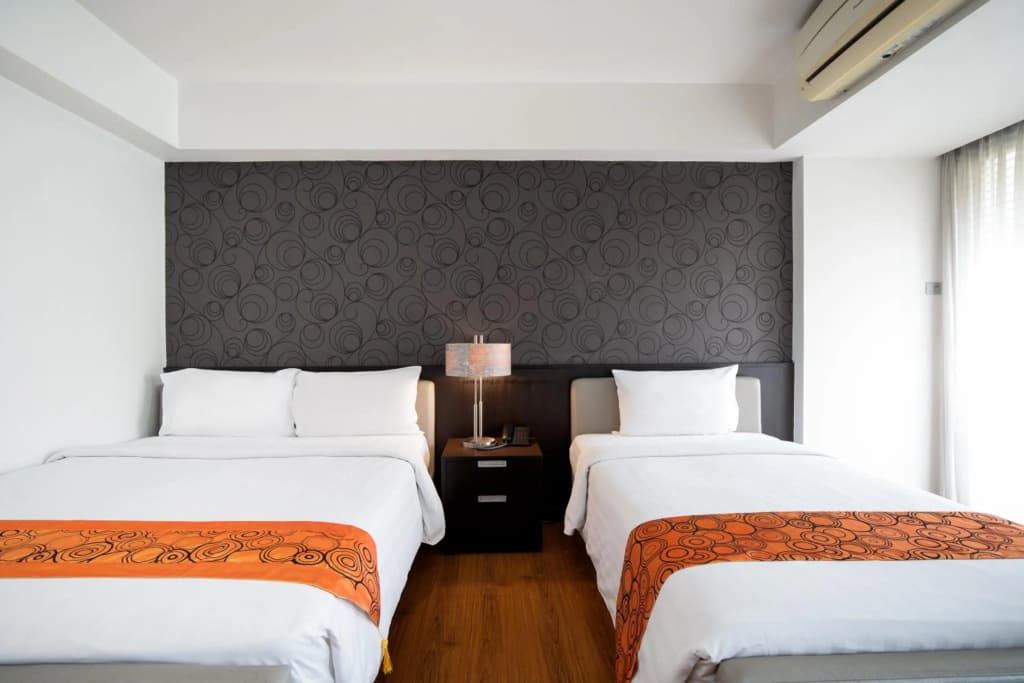 Lily Hotel Bangkok - photo 44