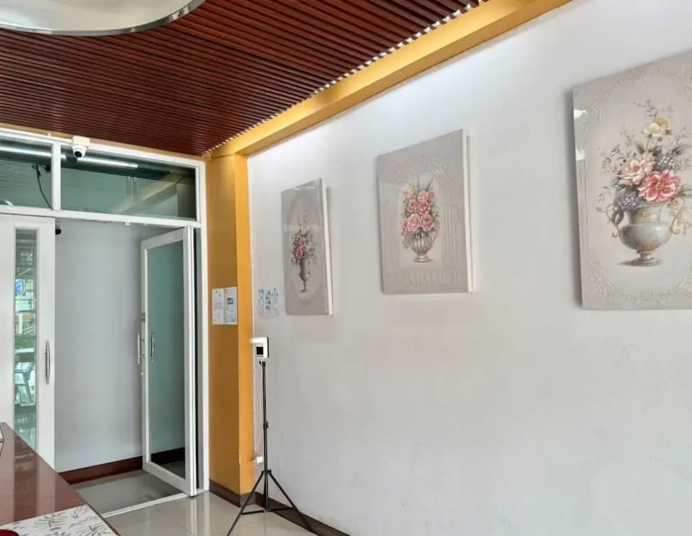 Nicha Residence Hotel - photo 1
