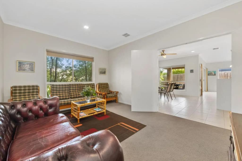 Modern Beachside 5 Bedrooms - photo 4