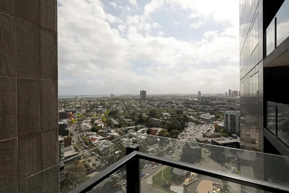Fantastic 2 Bedroom Apartment In Melbourne's Southbank - photo 11