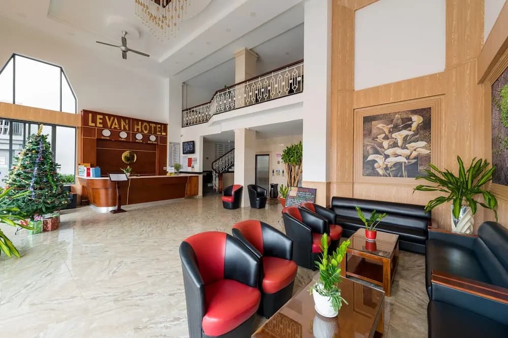 Levan Hotel - photo 2