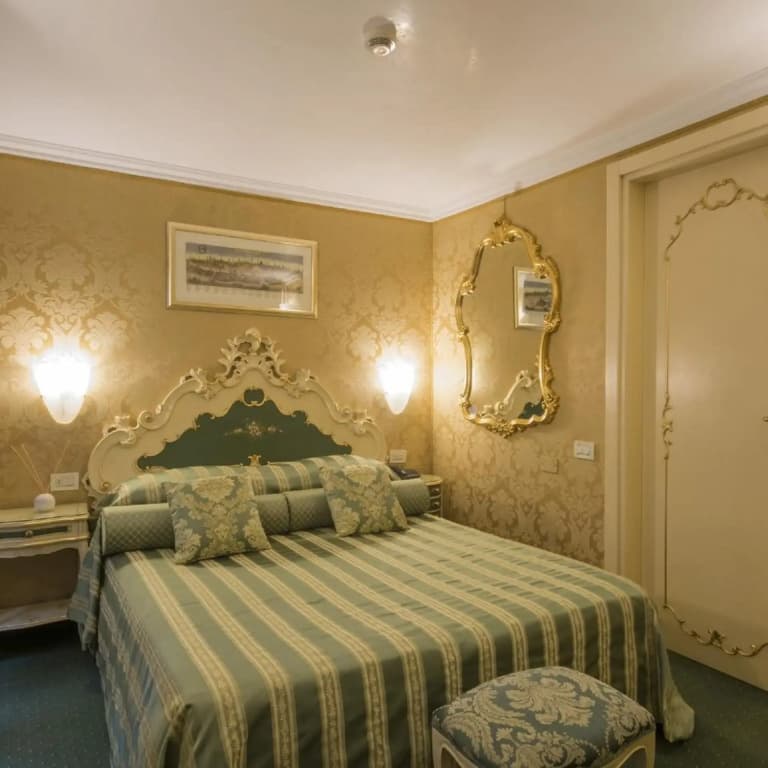 Hotel Becher - photo 24