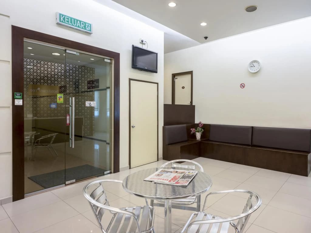 Raintree Hotel - photo 9