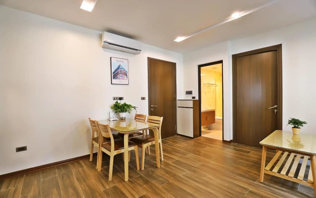 LUCK APART 05 - Tay Ho Hanoi Apartment - photo 11