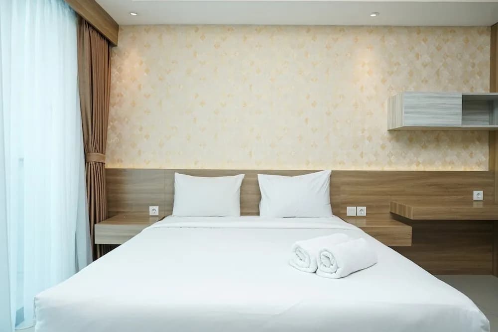Cozy Studio Apartment at Nine Residence connected to Mall - photo 4