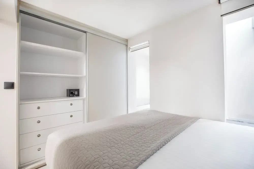 Plaka Clio Apartment by A&A Residences - photo 8