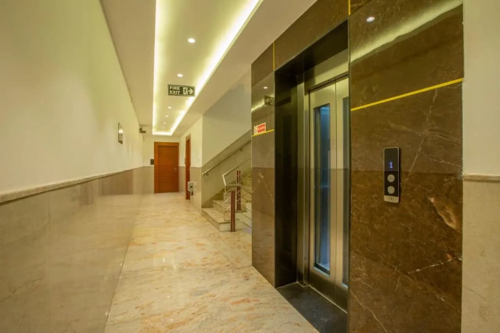 Hotel Arch Suites - photo 5