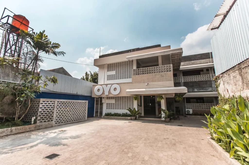 OYO 1001 Pulo Art Space Near Ciranjang ENT Hospital - main photo
