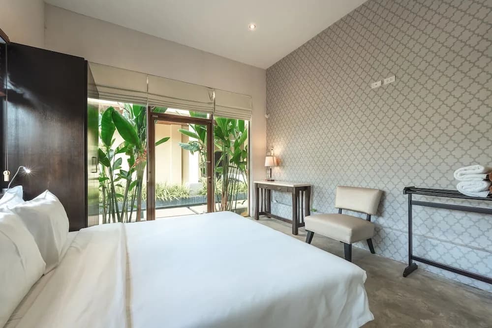 Generous 6BR Balinese Pool Villa Sophia - photo 6