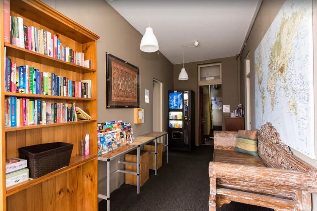 Cambridge Lodge - Hostel - photo 22