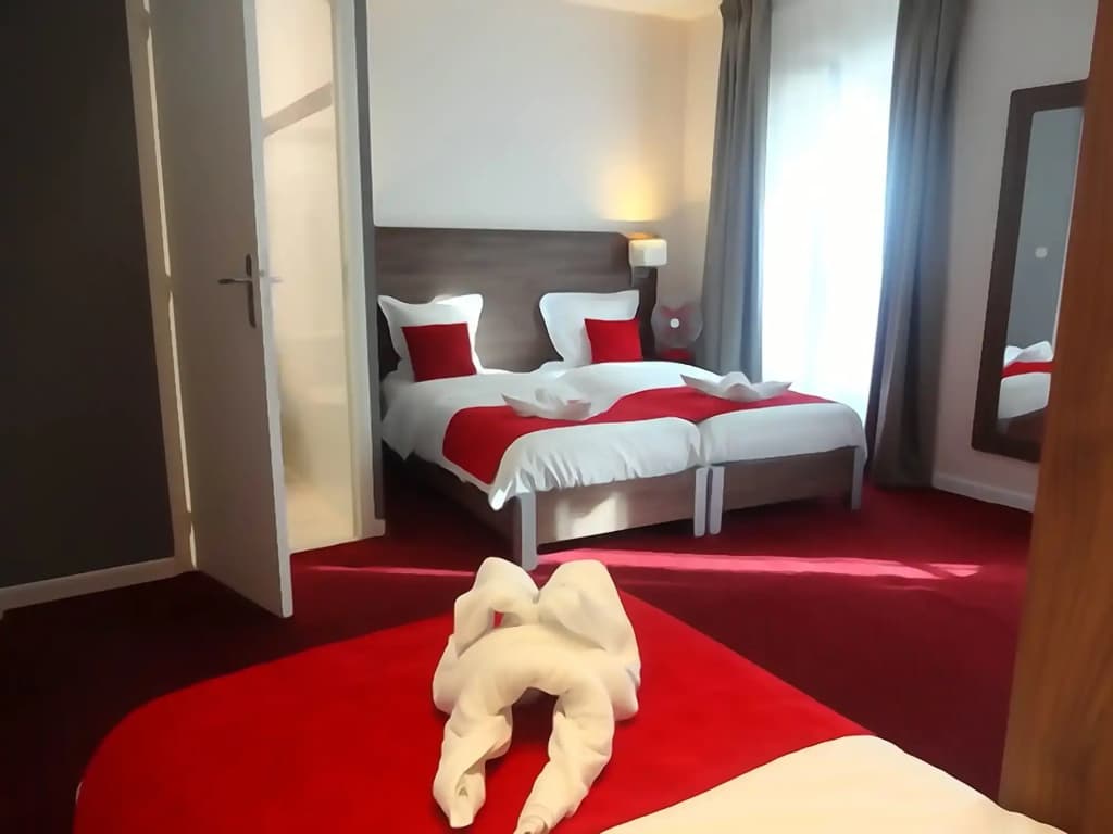 Hotel La Perle Montparnasse - photo 4