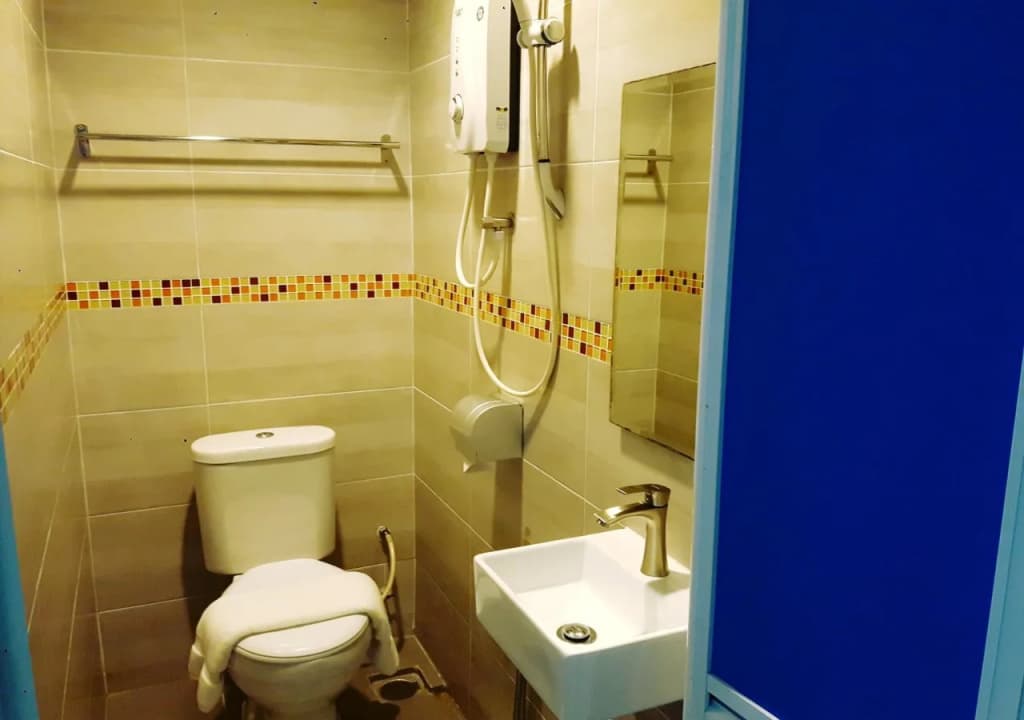 De Chukai Hotel - photo 10