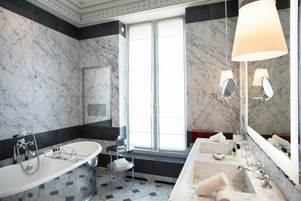 La Reserve Paris Hotel and Spa - photo 38