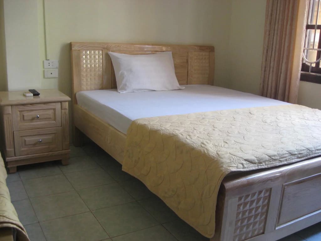 Ho Tay Hotel - photo 19