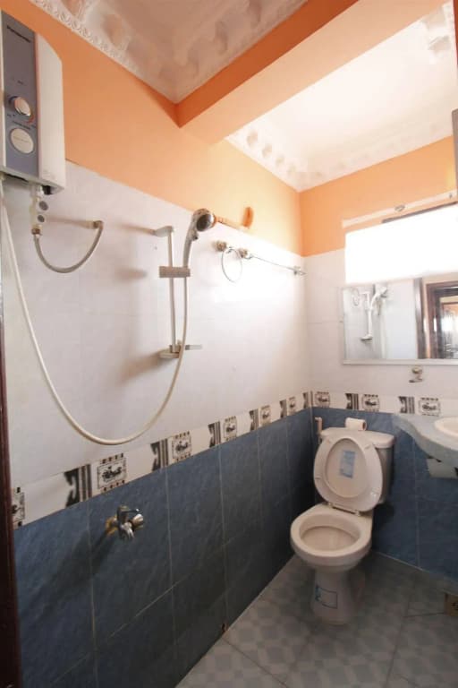 Adan World Hostel - photo 8