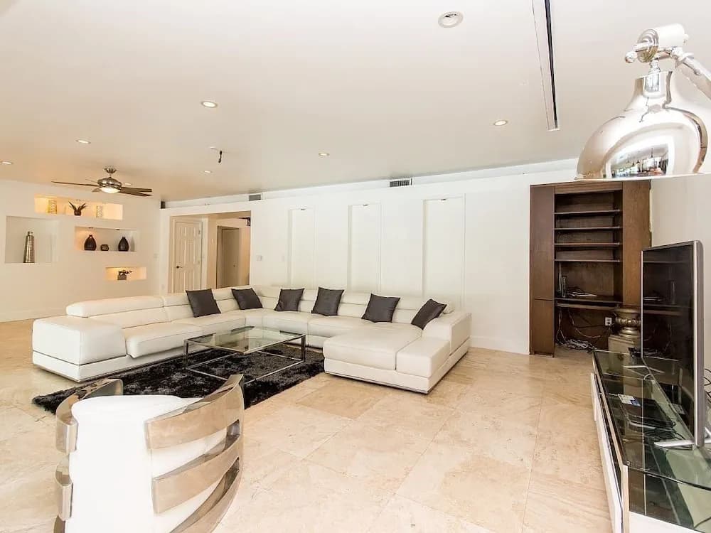 5 Bedroom Homes in Miami Beach by TMG - photo 31