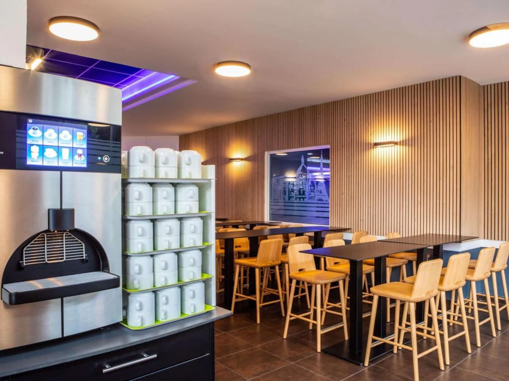 ibis budget Paris Porte de Montmartre Hotel - photo 36