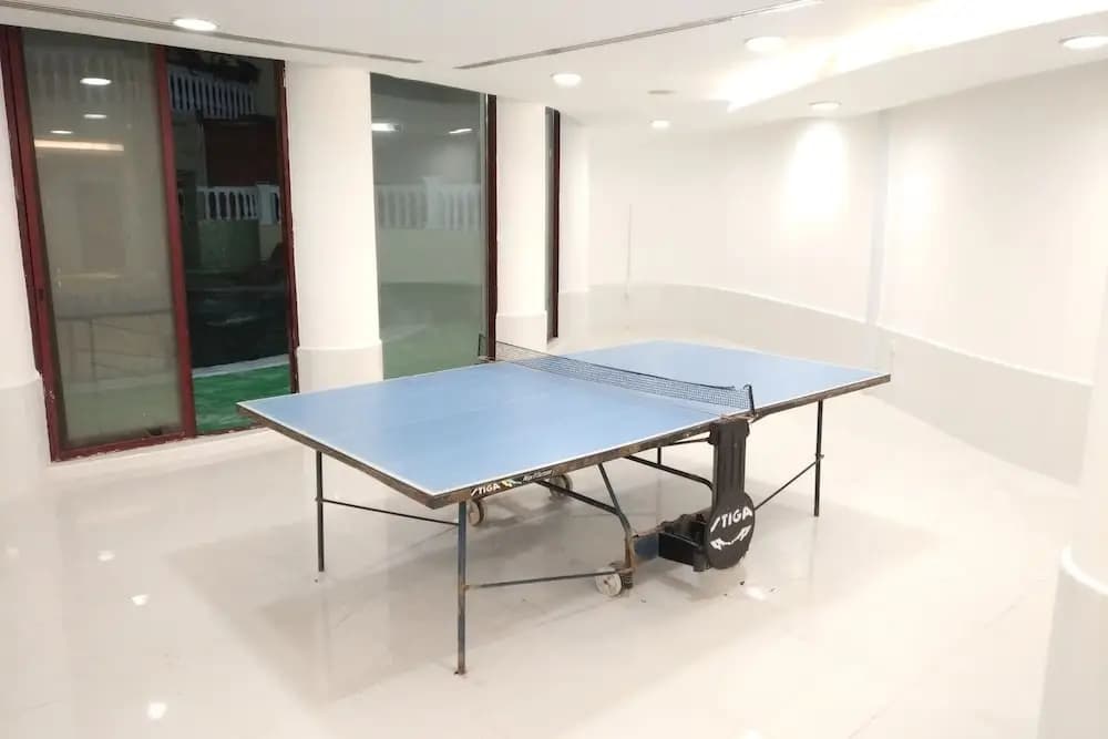 Emirates Hills Lake View Villa - photo 25