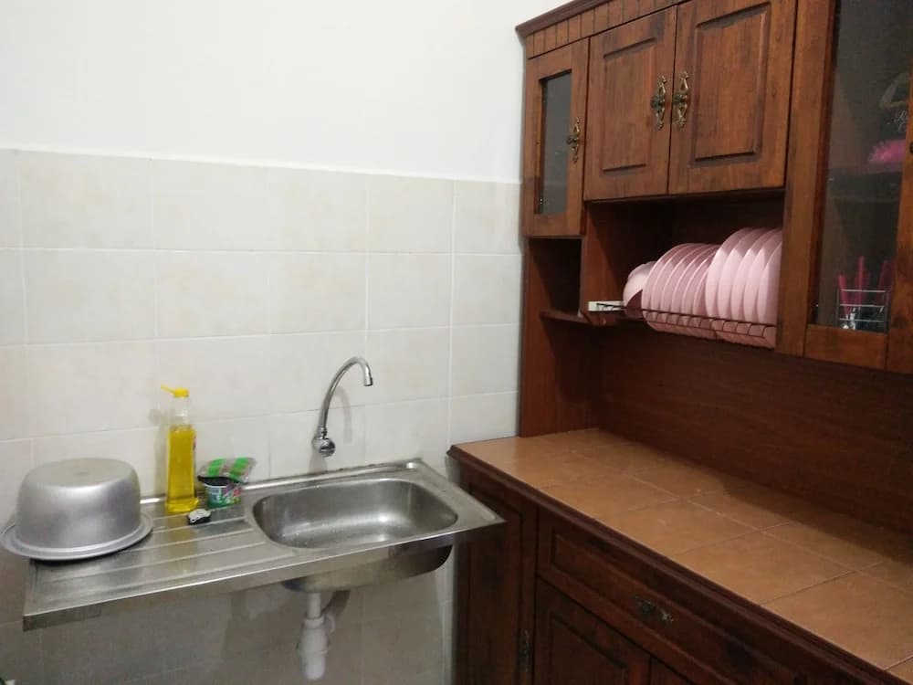 Sarinas Homestay - photo 9