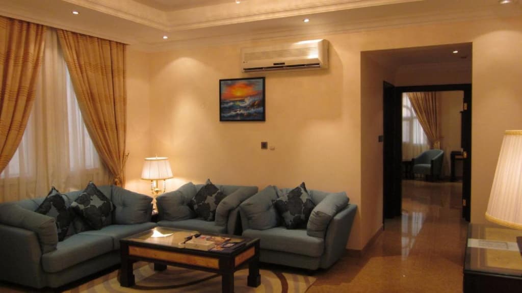 Golden Tulip Seeb Hotel - photo 2