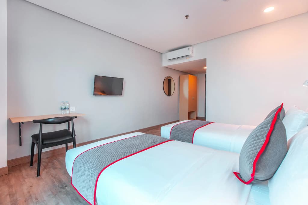 Super OYO Townhouse 1 Hotel Salemba - photo 6