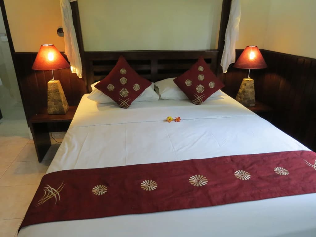 Sama's Cottages and Villas - photo 3