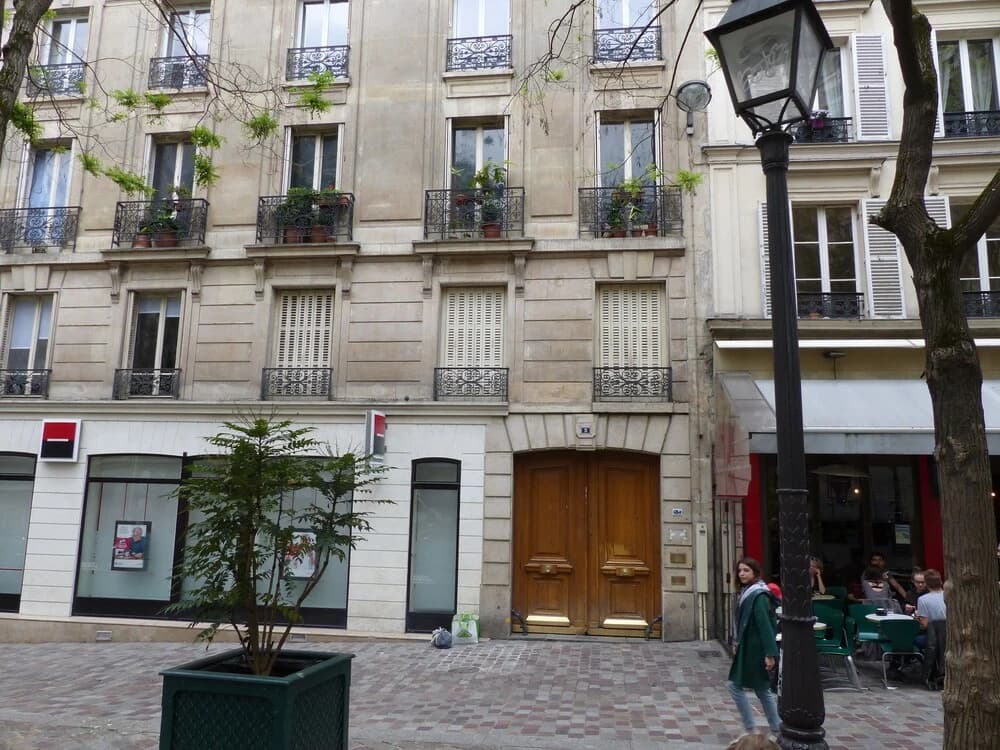 Rue Turgot Apartment - photo 9