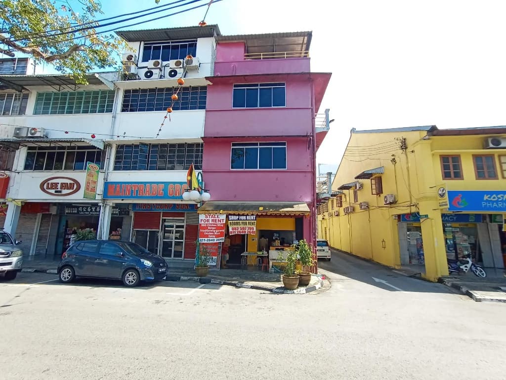 SPOT ON 90119 Bed's Guesthouse - photo 20