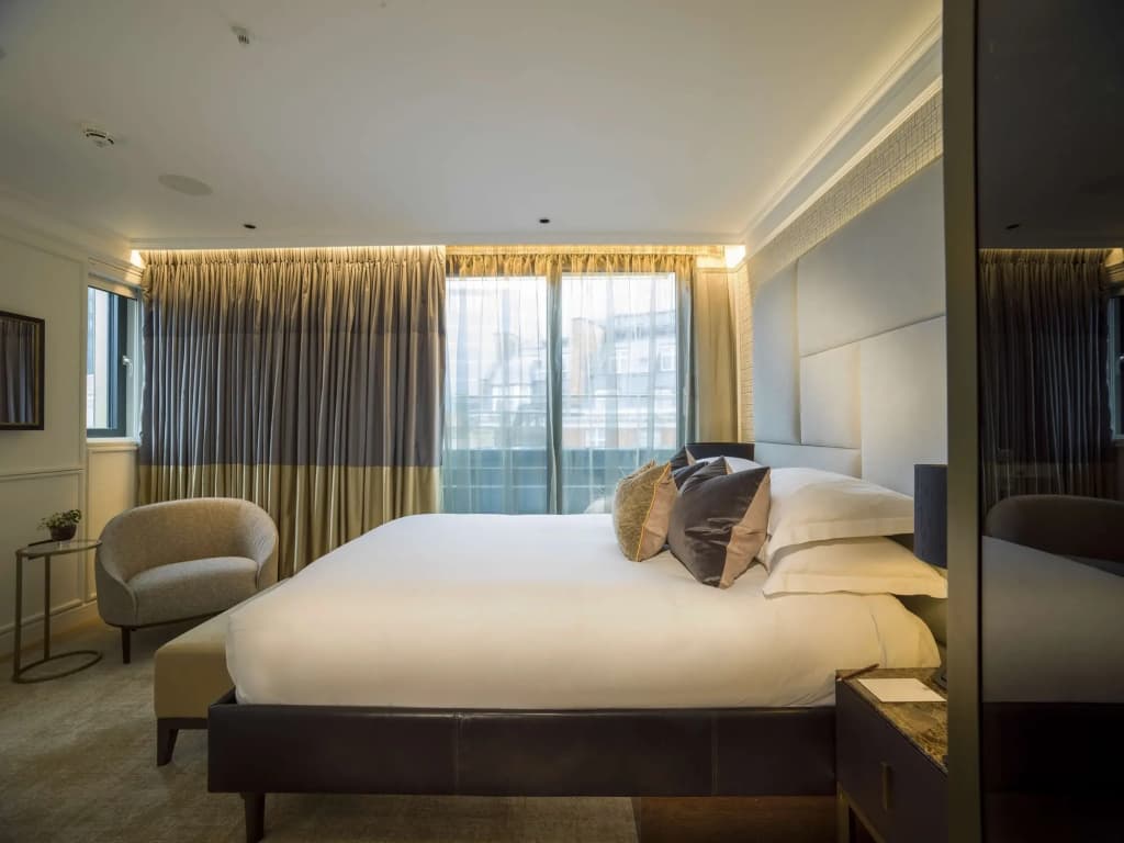 The Guardsman Hotel and Residences - photo 25
