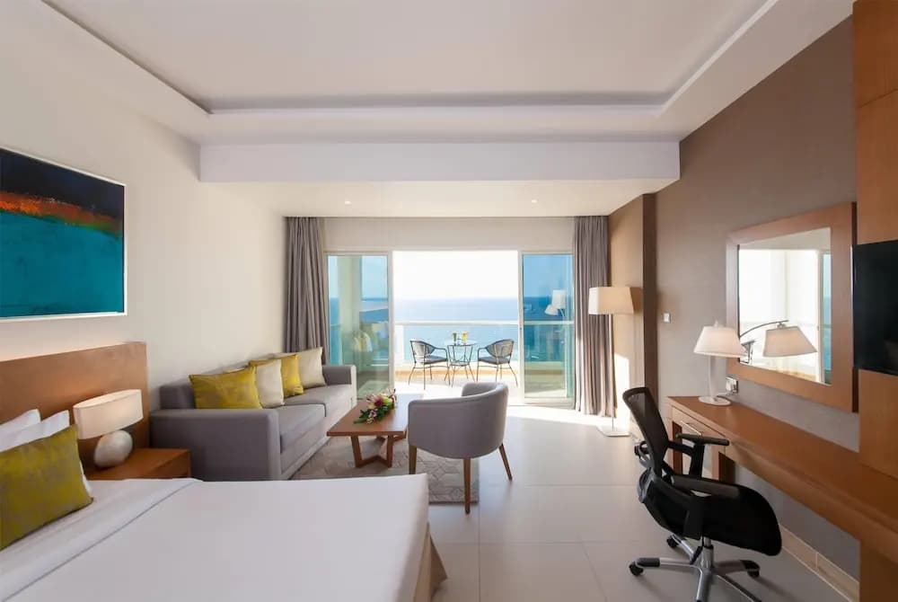 Land Mark Suites Hotel - photo 7