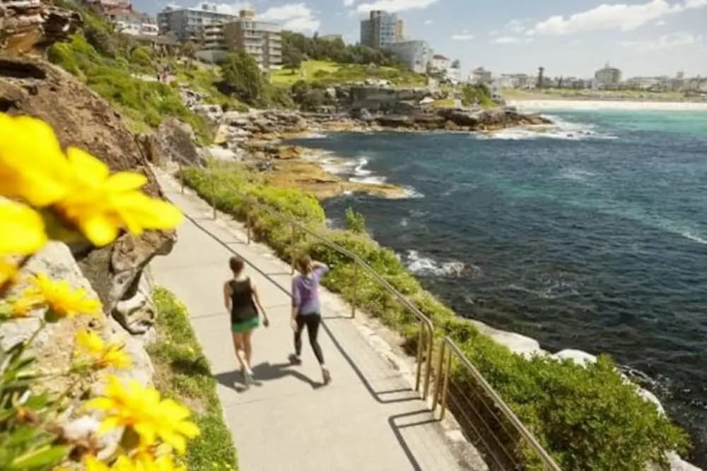 Central Bondi Apartment NEW - photo 10