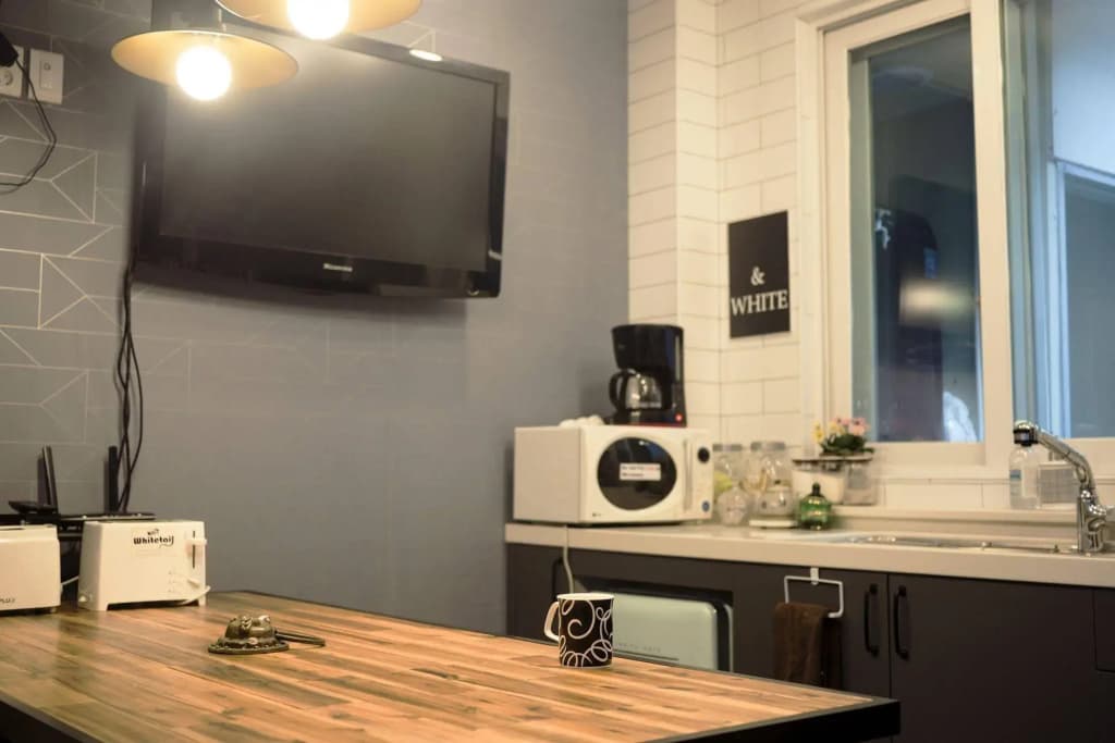 Whitetail Guesthouse - Hostel - photo 13
