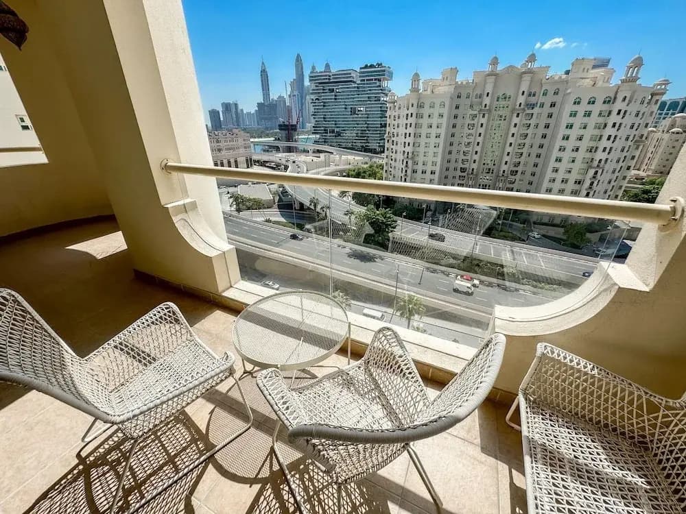 Upgraded 2BR Apartment at the Beach - photo 16