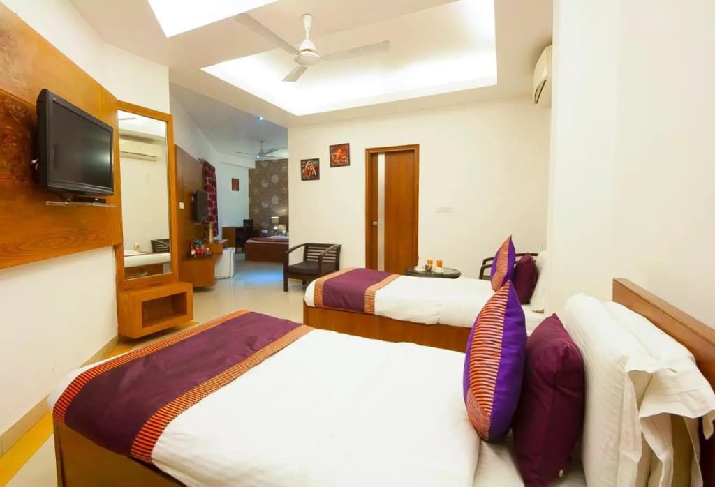 Hotel Delhi 37 - photo 22