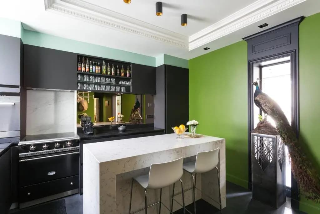 Avenue De La Bourdonnais Iv By Onefinestay - photo 1