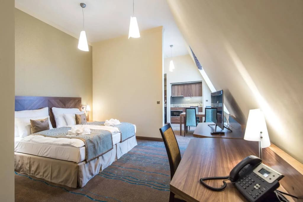 Merchant's Crown Suites and Spa - photo 5
