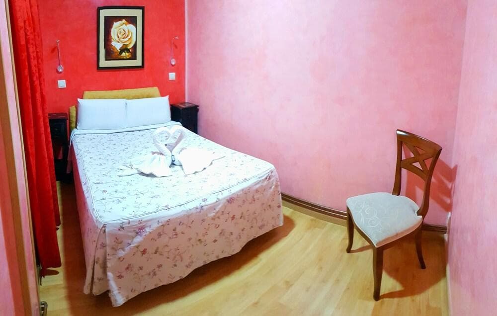 Hostal Naranjos - photo 14