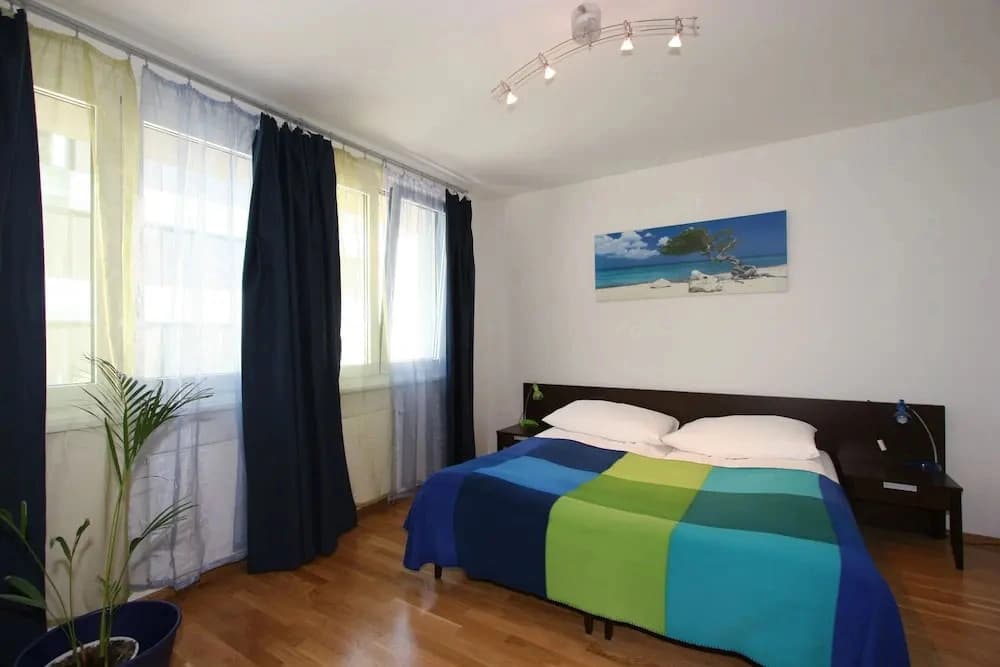 Angel Apartments - photo 5