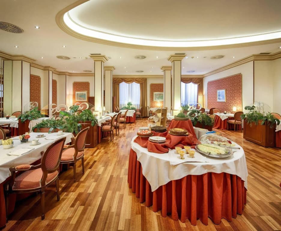 Hotel Roger de Lluria Barcelona - photo 20