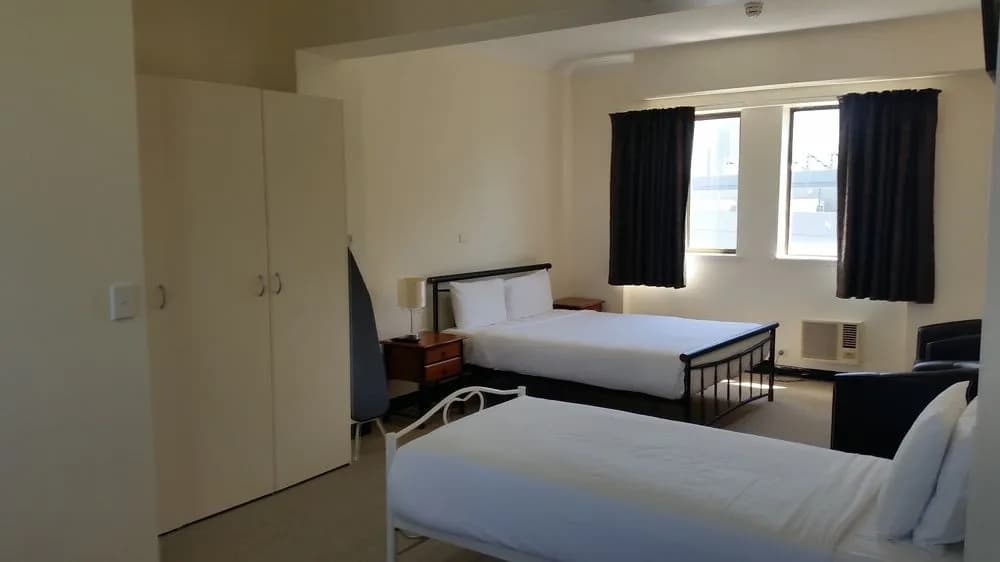30 Darlinghurst - photo 2
