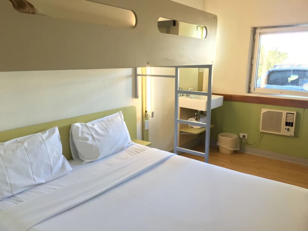 ibis Budget Campbelltown - photo 4
